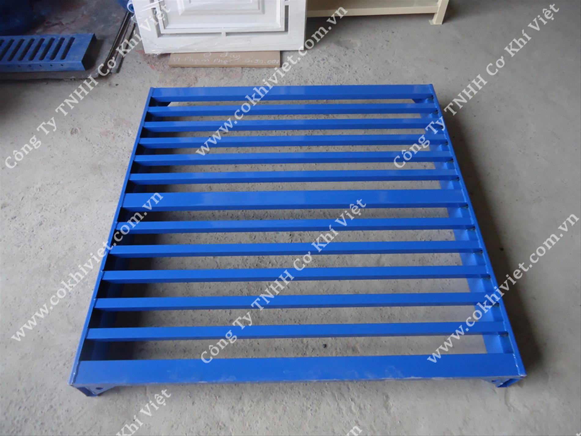 pallet sắt sơn tĩnh điện PALLET SẮT CHỨA HÀNG TRONG NHÀ KHO