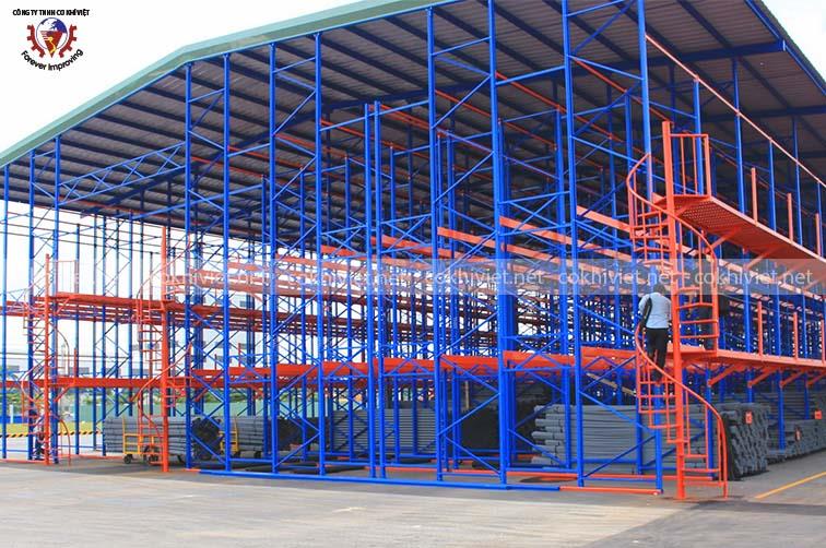 Kệ chứa hàng ngoài trời