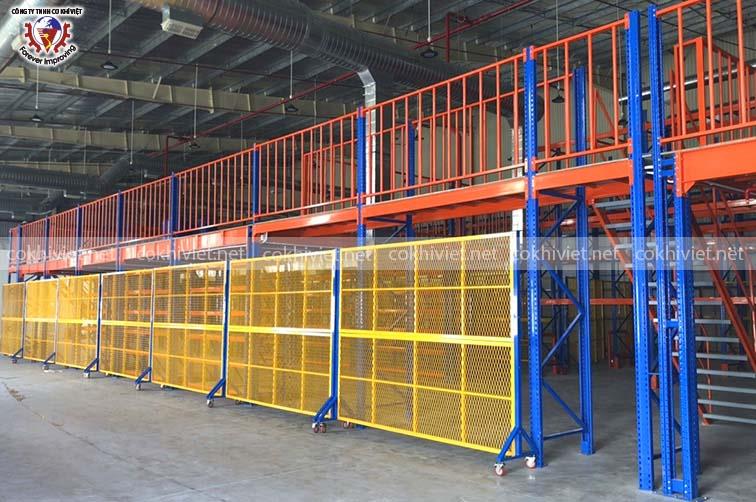Kệ chứa hàng kết hợp sàn